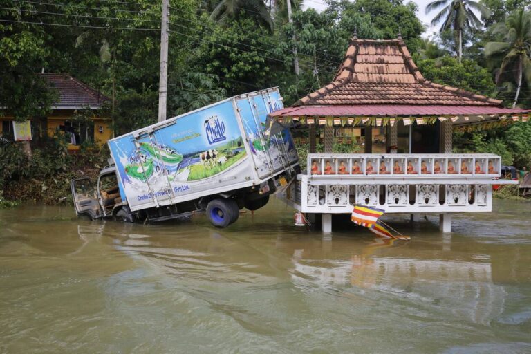 India and Sri Lanka. Bad weather kills nearly 200